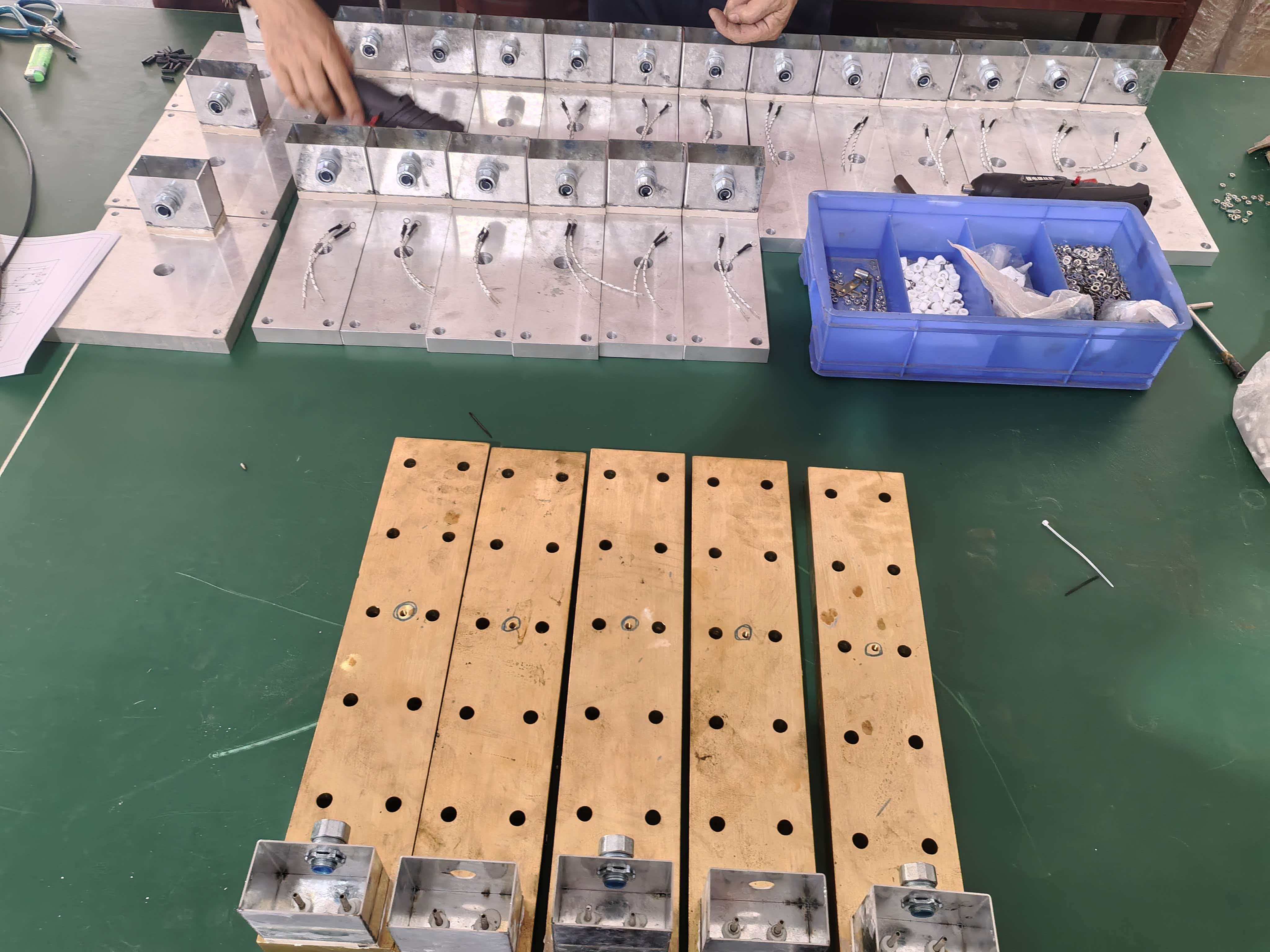 New Hongda Electric Heating Technology Co., Ltd. berjaya menghantar plat pemanas aluminium dan tembaga hari ini